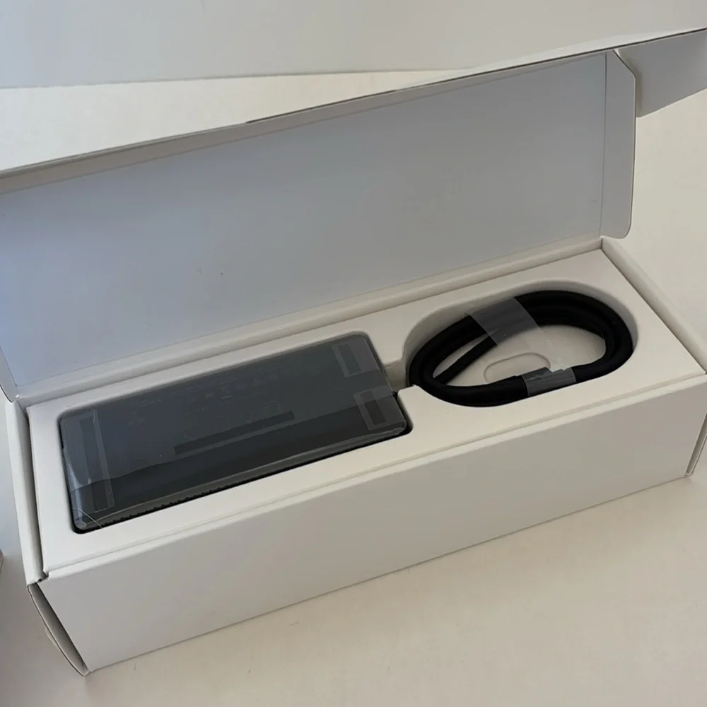 New Microsoft PD9-00003‎ Surface Docking Station Pro4 New Open Box